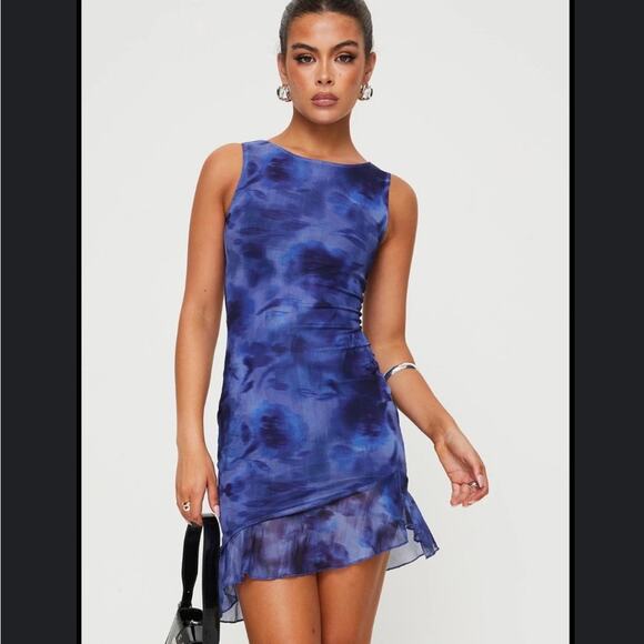 Princess Polly Dresses & Skirts - Princess Polly Molita Ruffle Hem mini dress